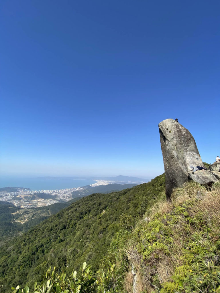 Trilha Pico da Pedra em Camboriú SC