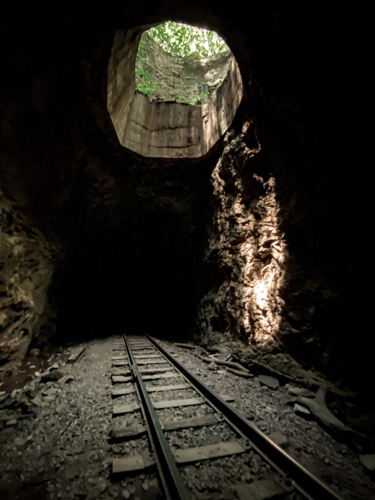 tunel-furado-roca-sales-rio-grande-do-sul (1)