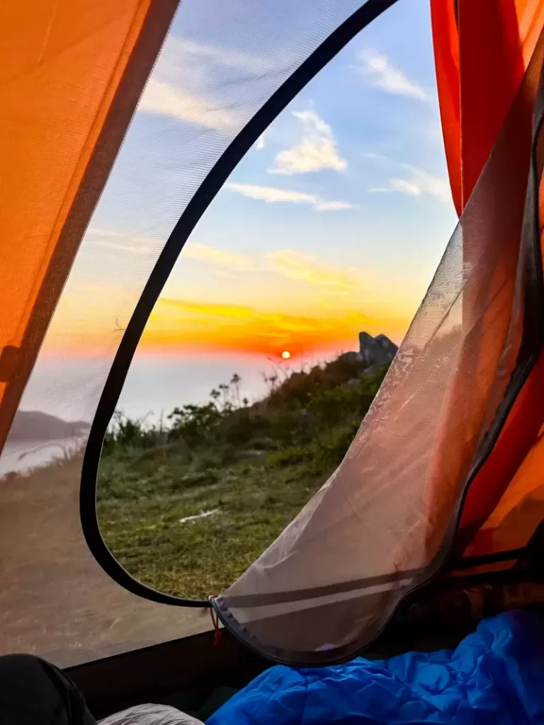 Acampei no morro da coroa em floripa14